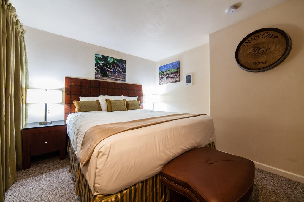 The Vendange Carmel Inn & Suites Kamer foto