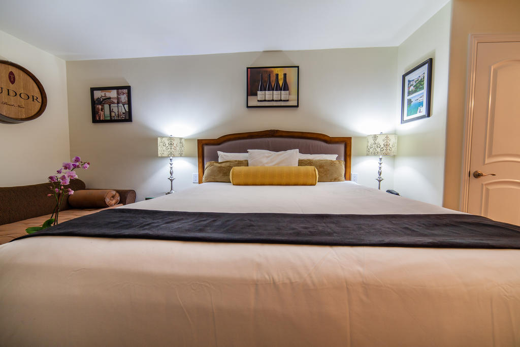The Vendange Carmel Inn & Suites Kamer foto