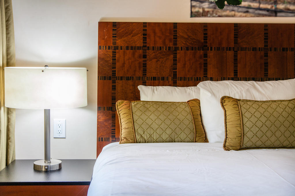 The Vendange Carmel Inn & Suites Kamer foto
