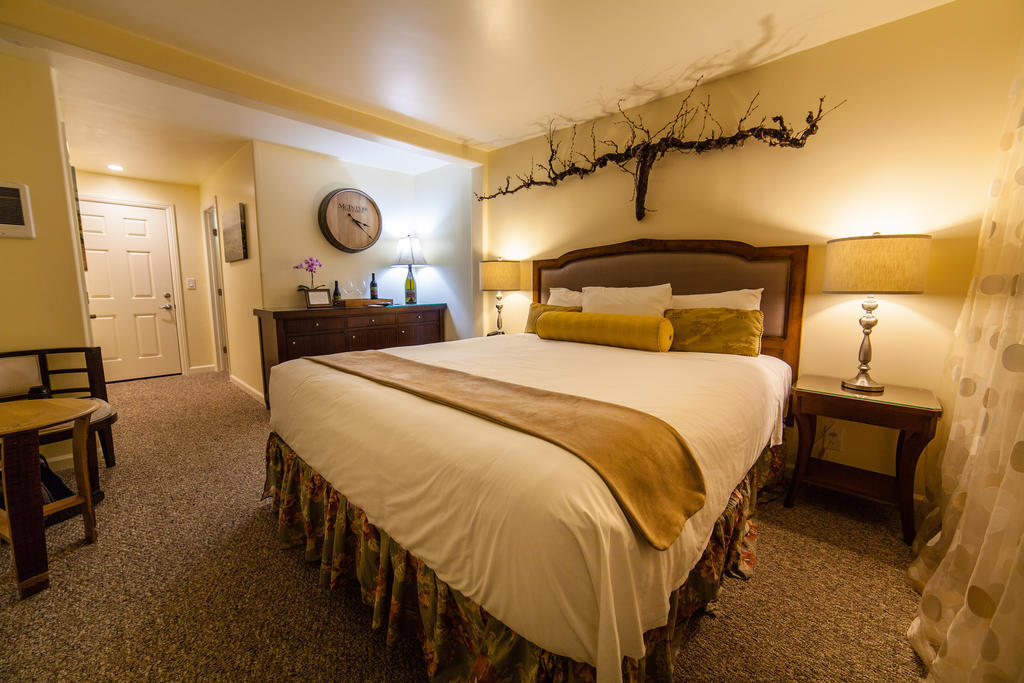 The Vendange Carmel Inn & Suites Kamer foto