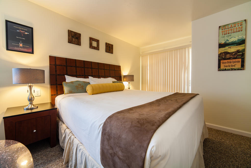 The Vendange Carmel Inn & Suites Kamer foto