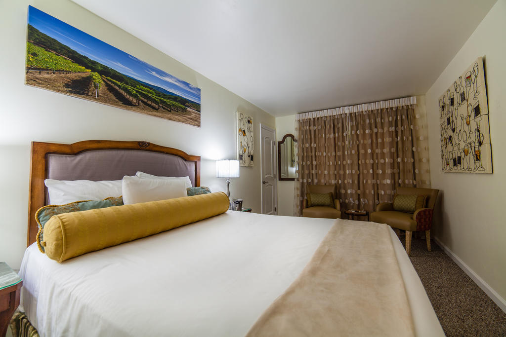 The Vendange Carmel Inn & Suites Kamer foto