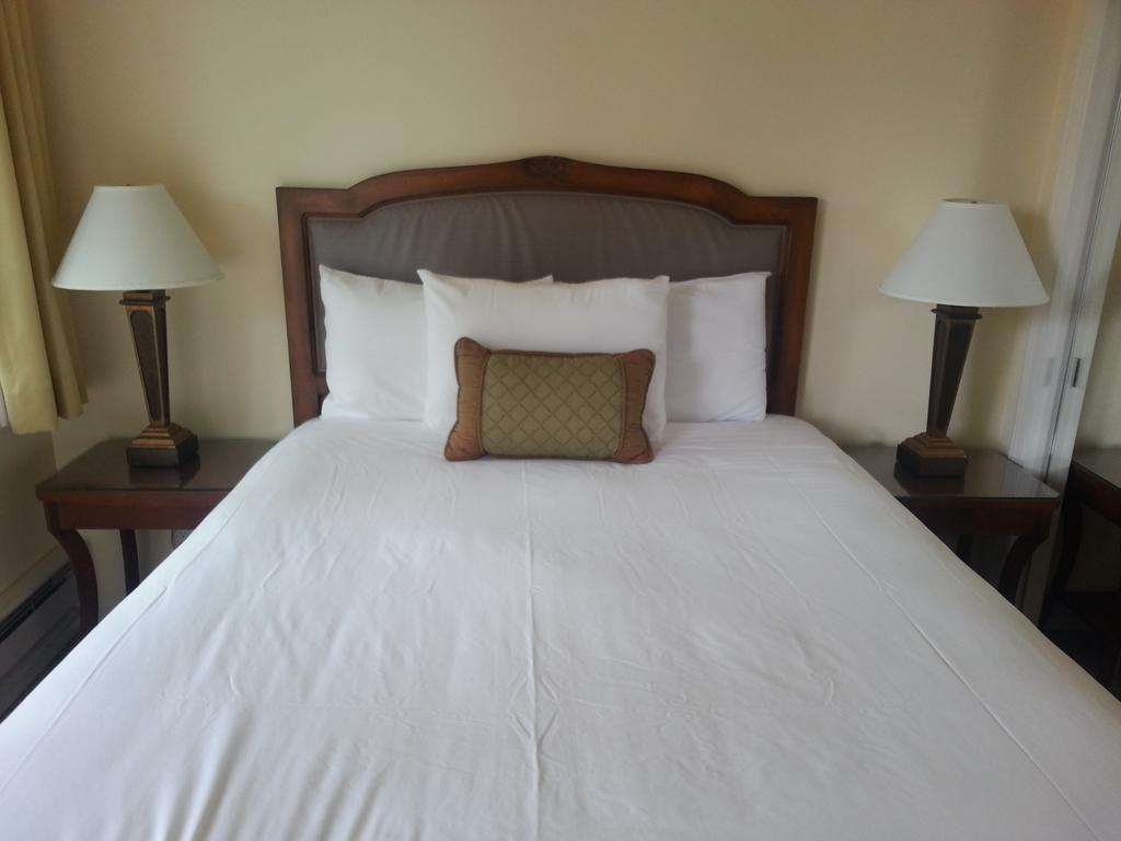 The Vendange Carmel Inn & Suites Kamer foto